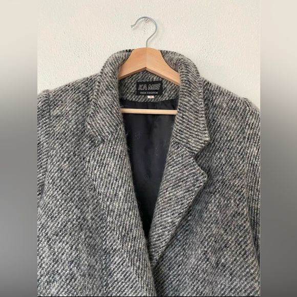 Double Breasted Boxy Grey Coat - Picture 5 of 9